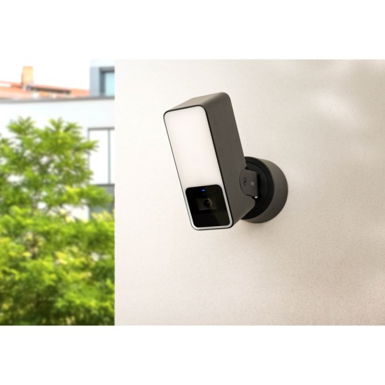 Eve Outdoor Cam Secure Floodlight, Camera Exterior compatibila Apple Homekit